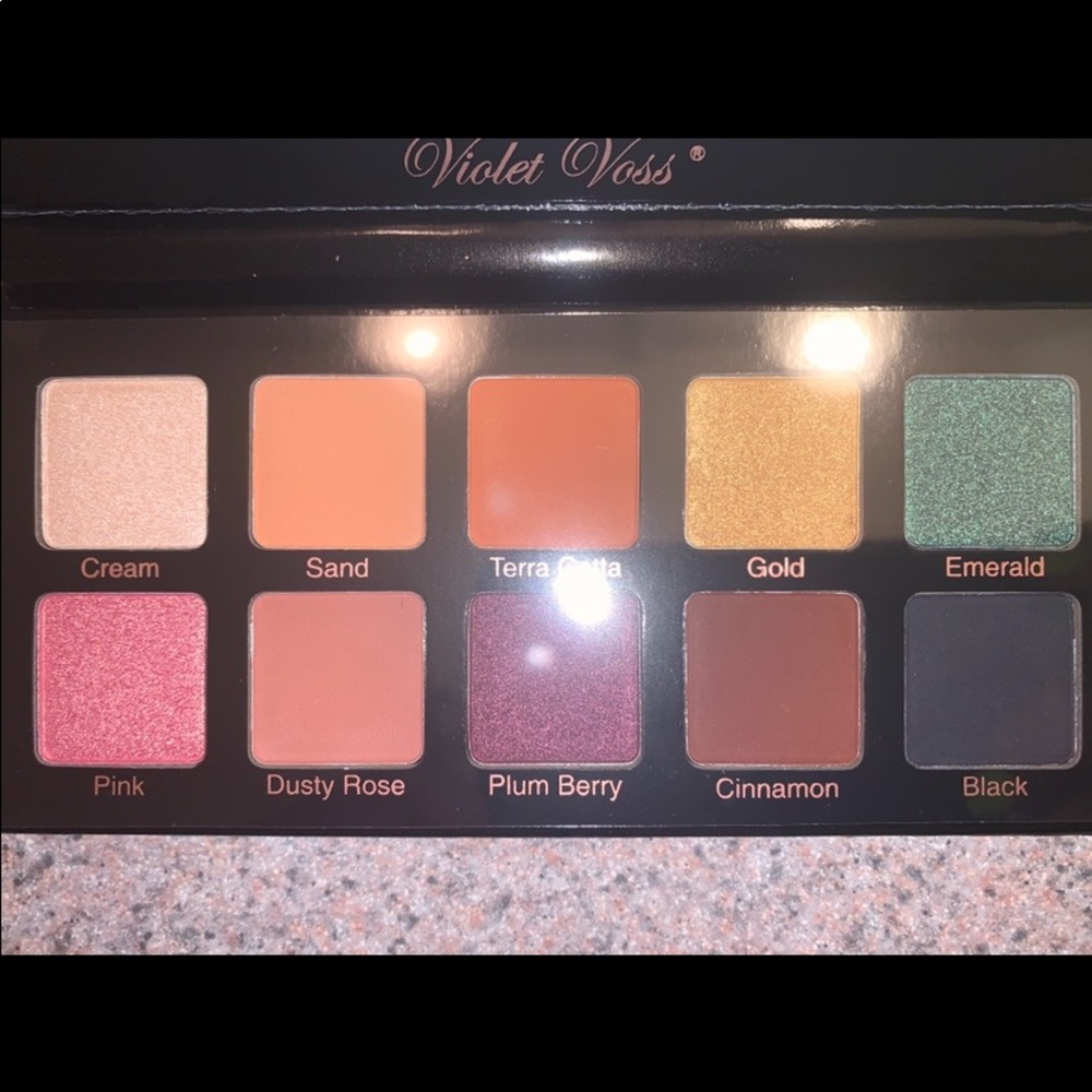 Makeup. ALL NEW. Boxy Charm items.